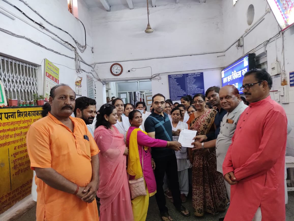 पन्ना में नर्सिंग ऑफिसर एसोसिएशन की हड़ताल समाप्त