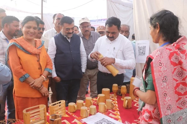 Holi's Colors with Livelihood