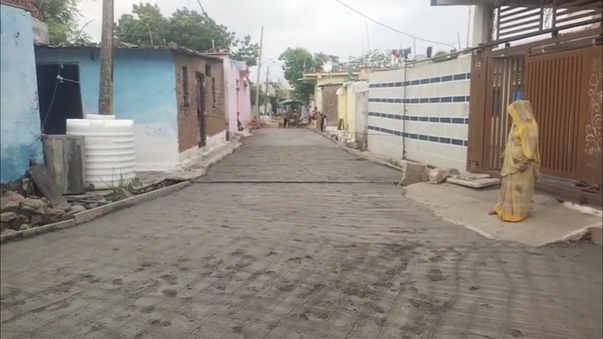 राहुल नगर की सीसी सड़क पर घोटाले का शक!