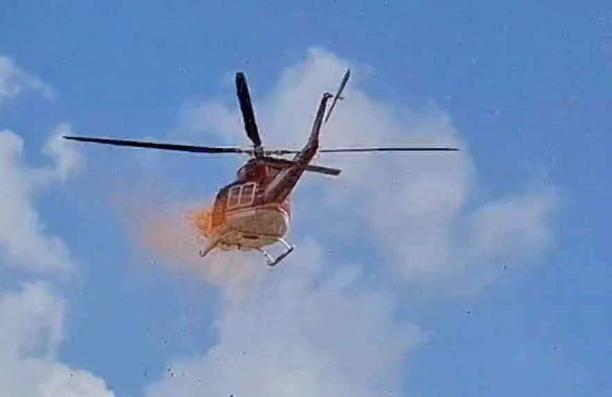 In Saharanpur, the Commissioner and DIG showered flowers on Kanwariyas from a helicopter