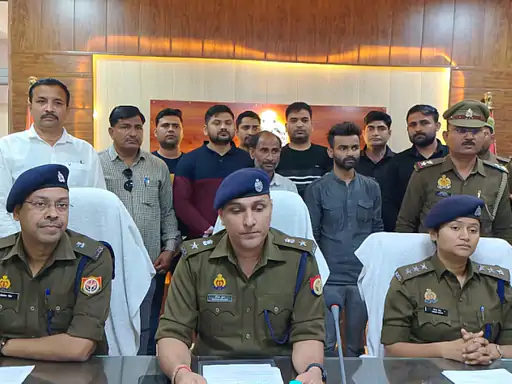 23 लाख की चरस के साथ दो अंतरजनपदीय तस्कर गिरफ्तार