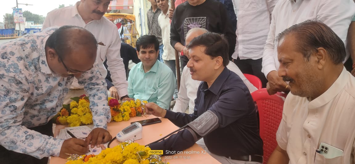 कलेक्टर दिनेश जैन की पहल