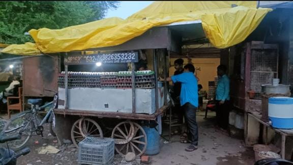 अंडा व्यवसायी हुआ ऑनलाईन का शिकार.....