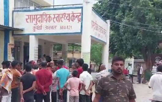 पुलिस की गाड़ी ने बाइक सवार को रौंदा