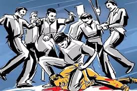 पुरानी रंजिश में दो पक्षों में कहासुनी होने के बाद हुई मारपीट