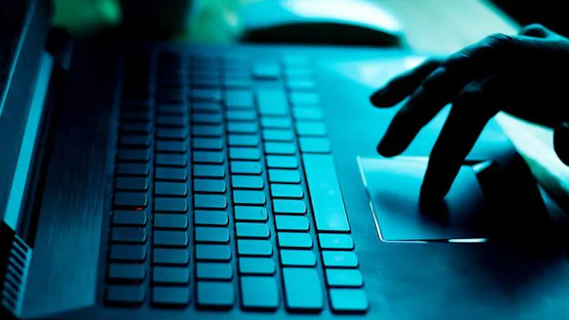 Girl became victim of cyber fraud