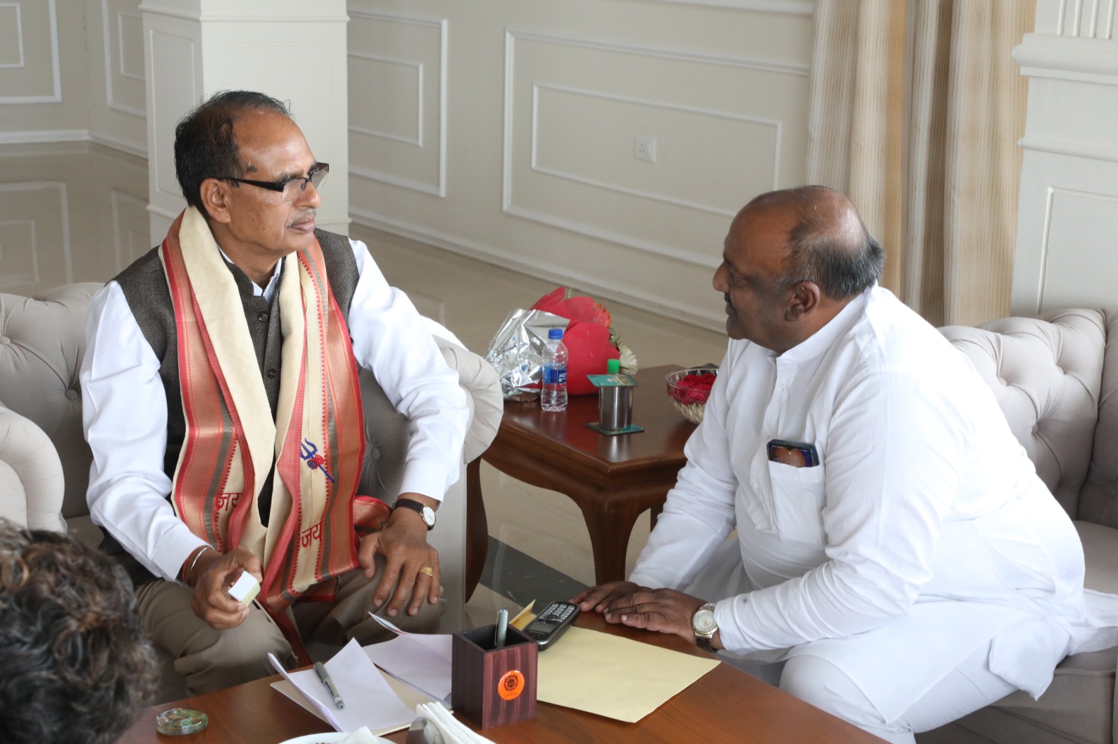 A committee of traders should be formed in each district and talks should be held with the collector in three months