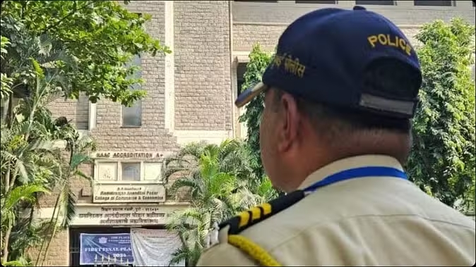 Mumbai Police arrested 10 Bangladeshi nationals