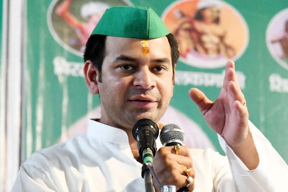 RJD से बाहर होते ही तेज प्रताप यादव का नया सियासी दांव! 