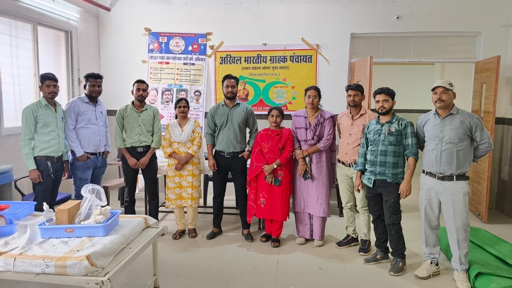 रक्तवीरो ने किया 15 यूनिट रक्तदान