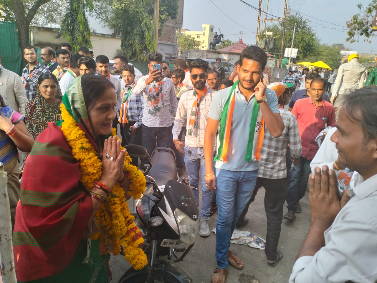 धार के कांग्रेस प्रत्याशी श्रीमती प्रभादेवी गौतम ने कहा