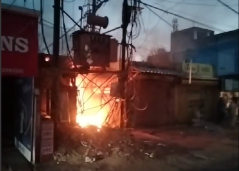 कटनी में स्तिथ एक गोदाम में लगी आग