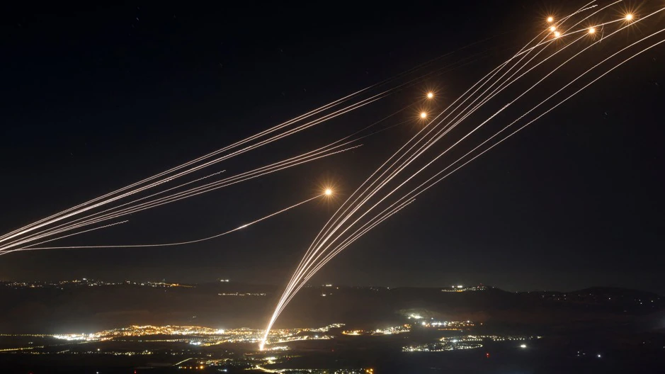 लेबनान में 356 मौतों से बौखलाया हिजबुल्लाह