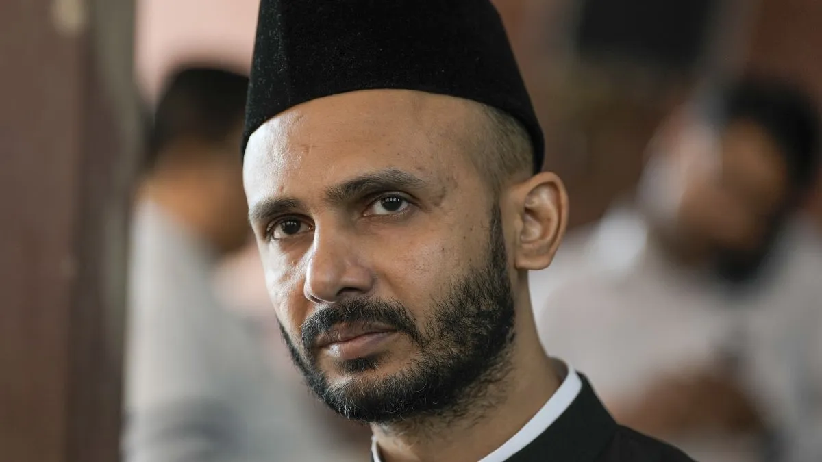 सपा सांसद जियाउर्रहमान बर्क को बड़ा झटका