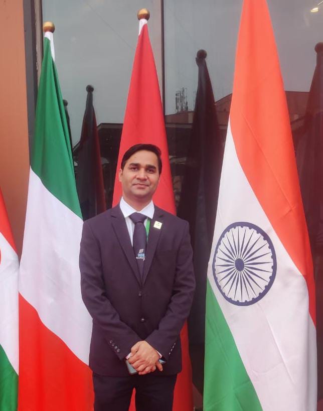 देवबंद क्षेत्र के गांव घलौली निवासी इंजीनियर सचिन त्यागी का एयरपोर्ट अथॉरिटी ऑफ इंडिया (भाविप्रा) भारत सरकार के प्रबंधक पद के लिए हुआ चयन