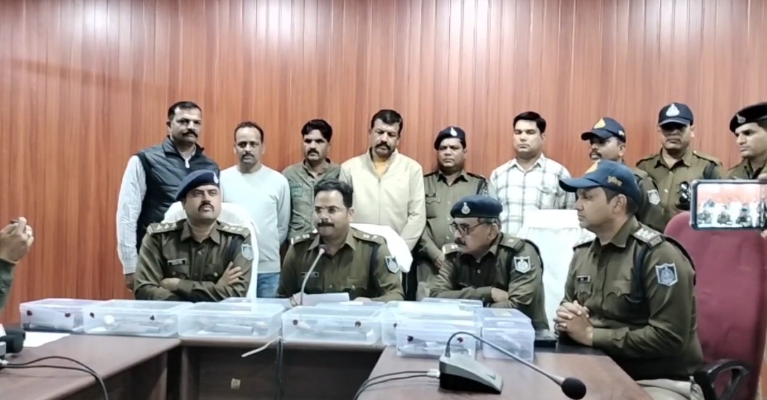 दमोह पुलिस ने अवैध फायर आर्म्स फैक्ट्री का भंडाफोड़