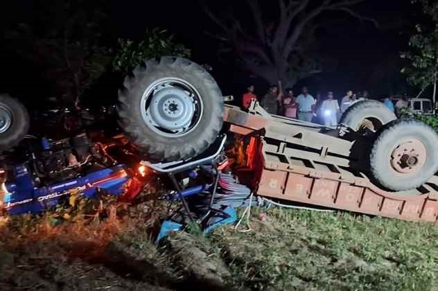 ट्रैक्टर पलटने से मजदूर की दर्दनाक मौत