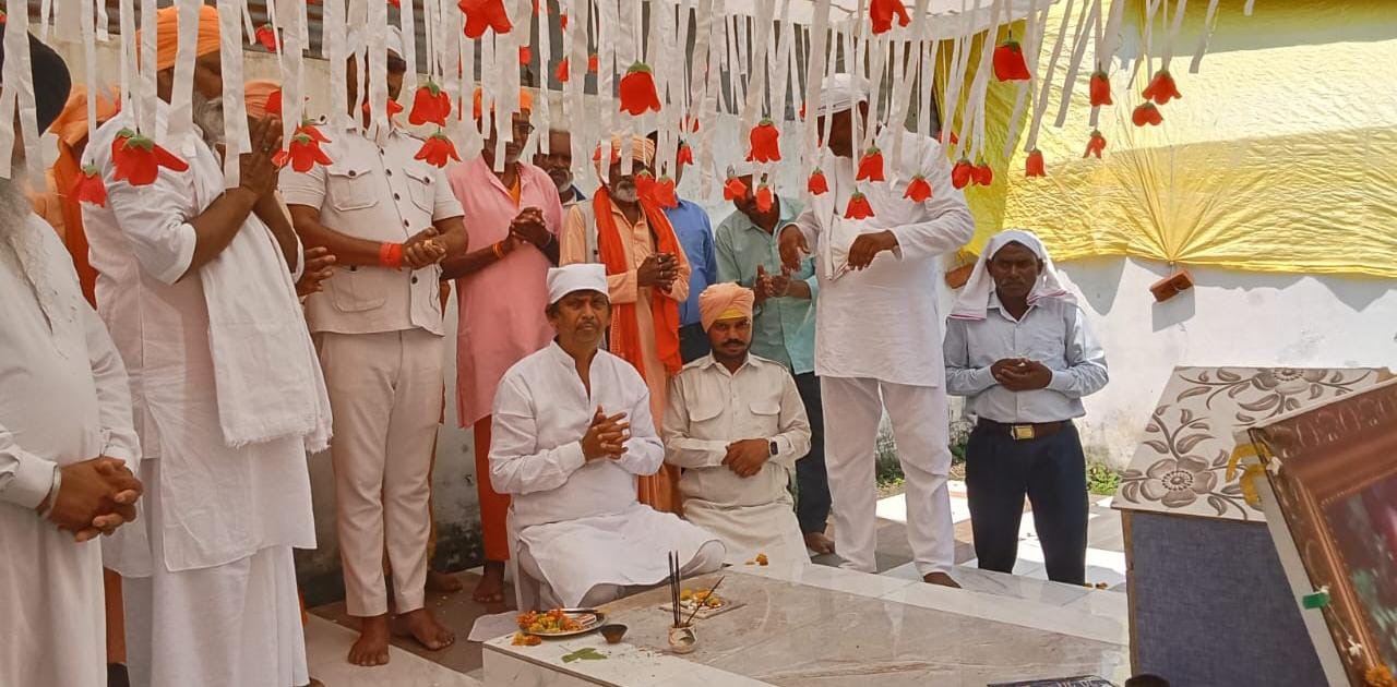 मैहर में गुरु पूर्णिमा समारोह का हुआ आयोजन