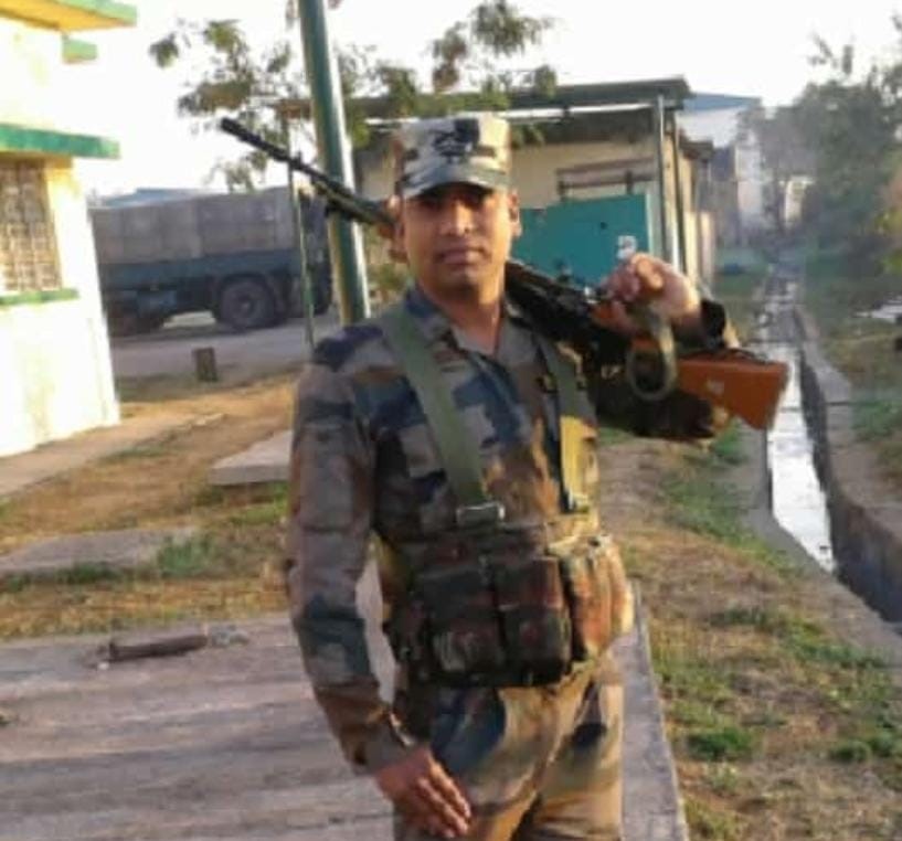 विवाह समारोह में मुंह में पटाखा रखकर फोड़ा फौजी की मौत