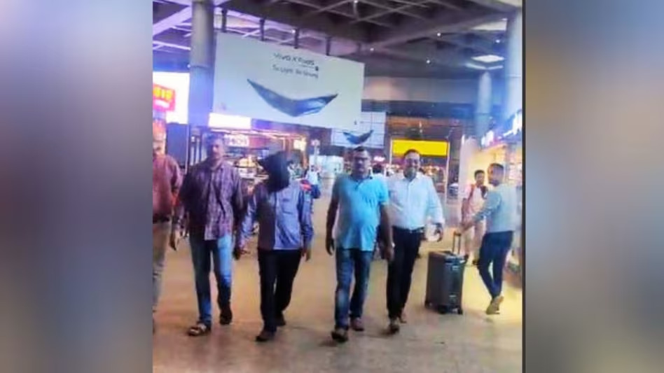 मुंबई में धमाकों की धमकी देने वाला नोएडा से गिरफ्तार