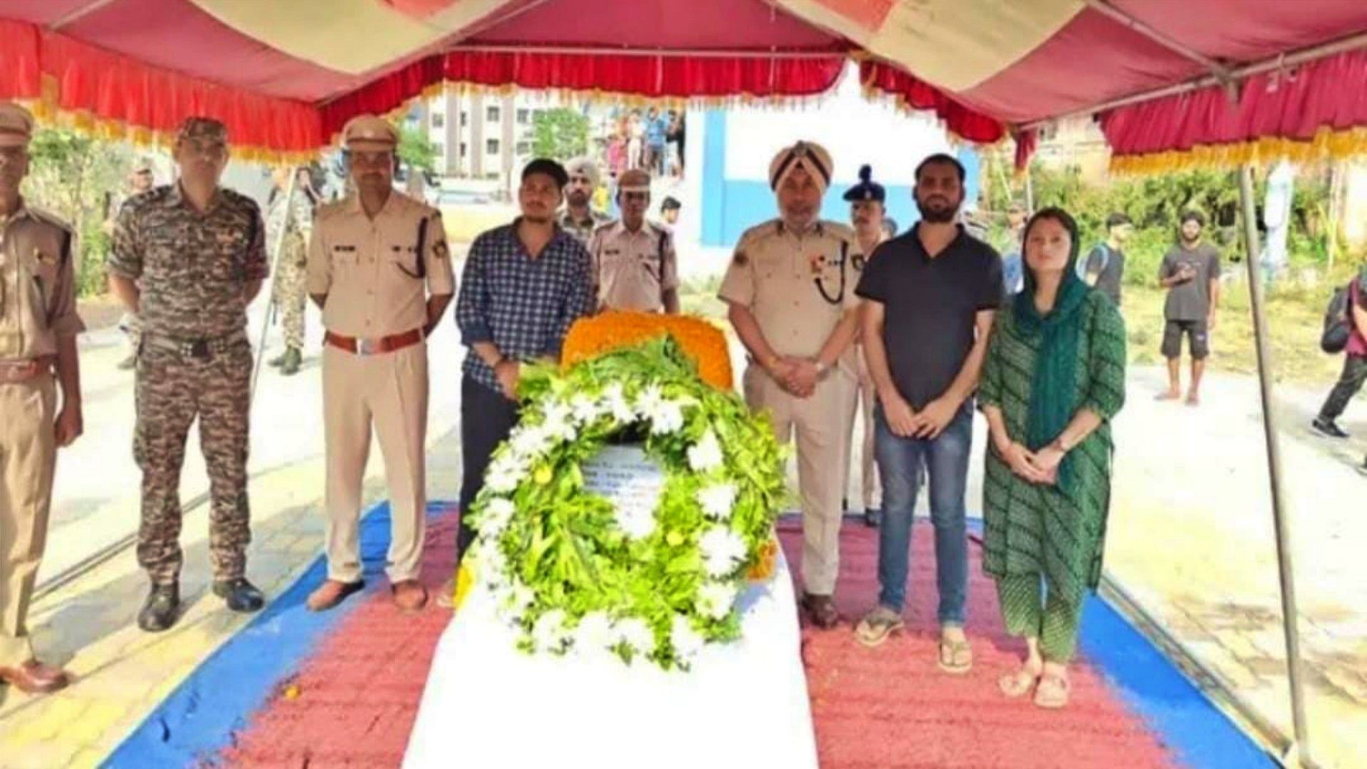 जवान सदानंद सिंह पैतृक गांव में पंचतत्व में हुए विलीन