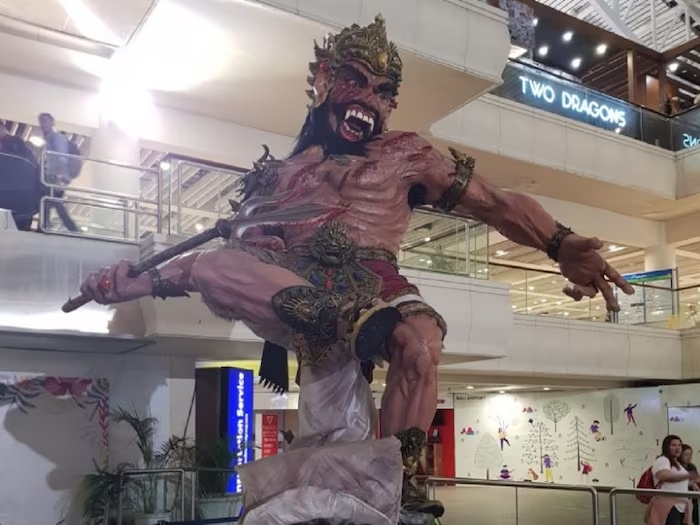 अकेला मुस्लिम देश, जहां एक हिंदू के नाम पर एयरपोर्ट