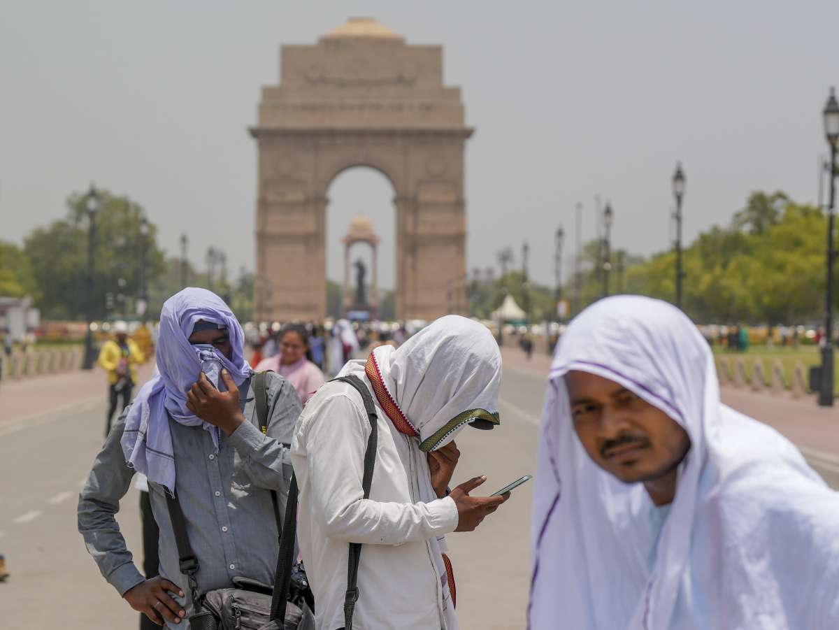 बारिश से राहत के बाद फिर दिल्ली और उत्तर भारत में भीषण गर्मी