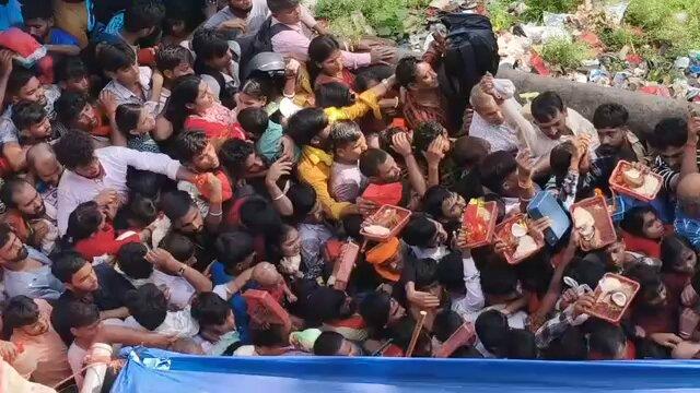 6 dead and 30 injured in stampede at Mansa Devi temple