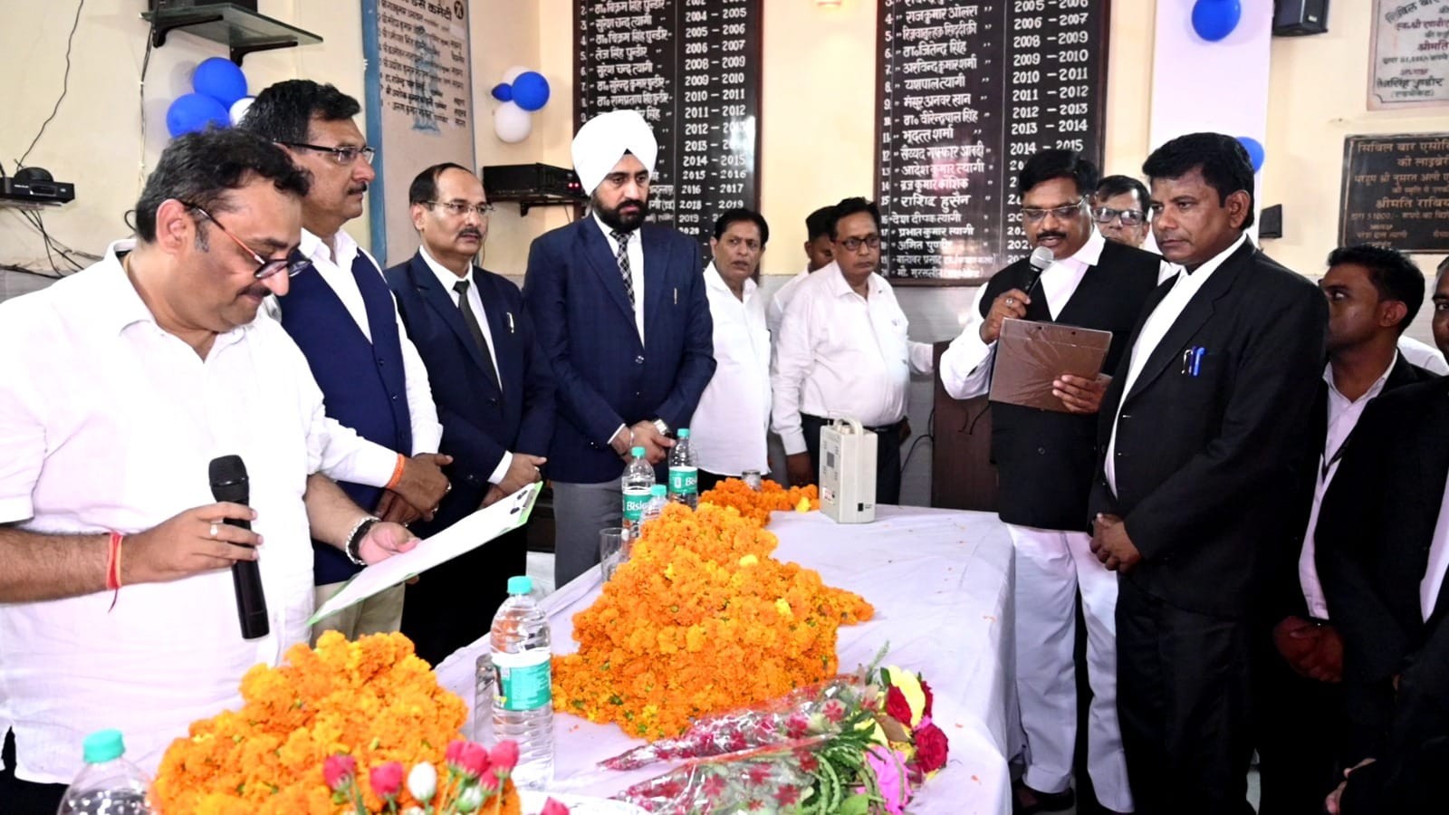 सिविल बार एसोसिएशन की नवनिर्वाचित कार्यकारिणी का शपथ ग्रहण समारोह हुआ आयोजित 