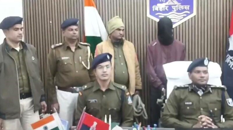 This Bihar SHO and driver looted Rs 32 lakh from a businessman