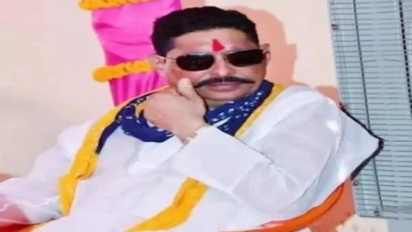 60 to 70 rounds of firing on Bahubali Anant Singh