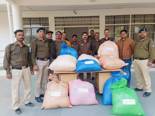Two women arrested for smuggling ganja worth Rs 18 lakh at Katni railway station