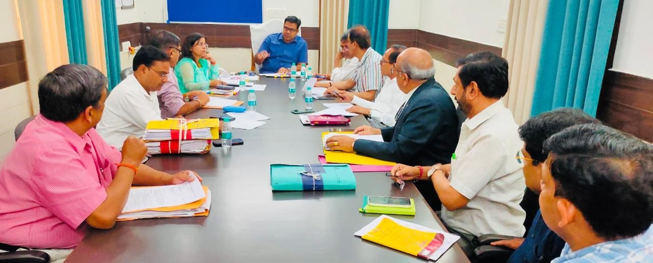 सहारनपुर में  मण्डलायुक्त की अध्यक्षता में काउन्सिल की आर्बिट्रेशन बैठक हुई सम्पन्न