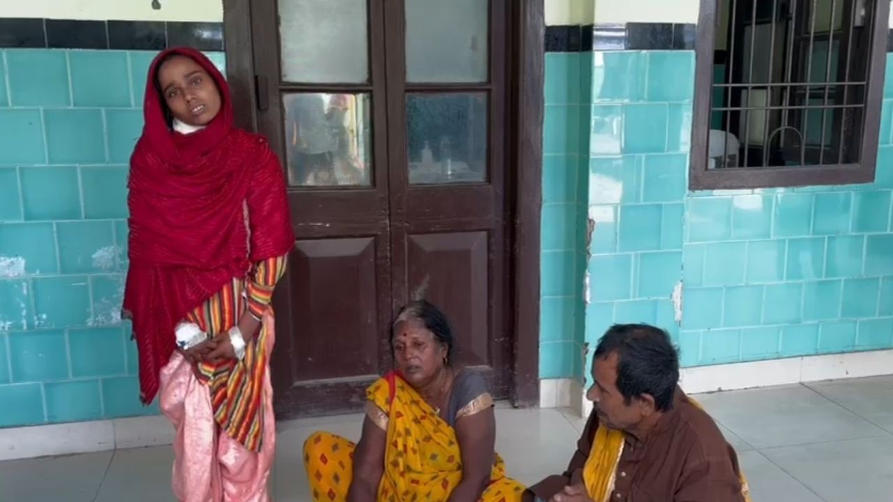 लड़की ने नहीं दिया मोबाइल नंबर