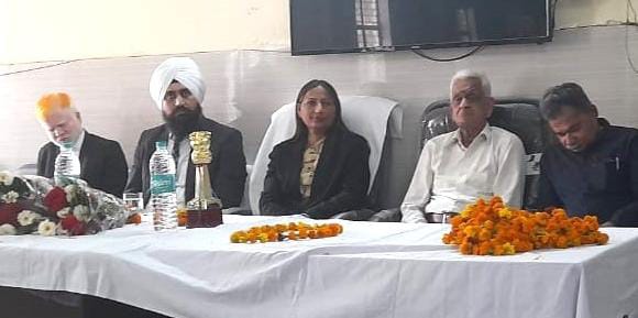 अपर जिला सत्र न्यायाधीश निधि का बदायूं स्थानांतरण होने पर विदाई समारोह हुआ आयोजित