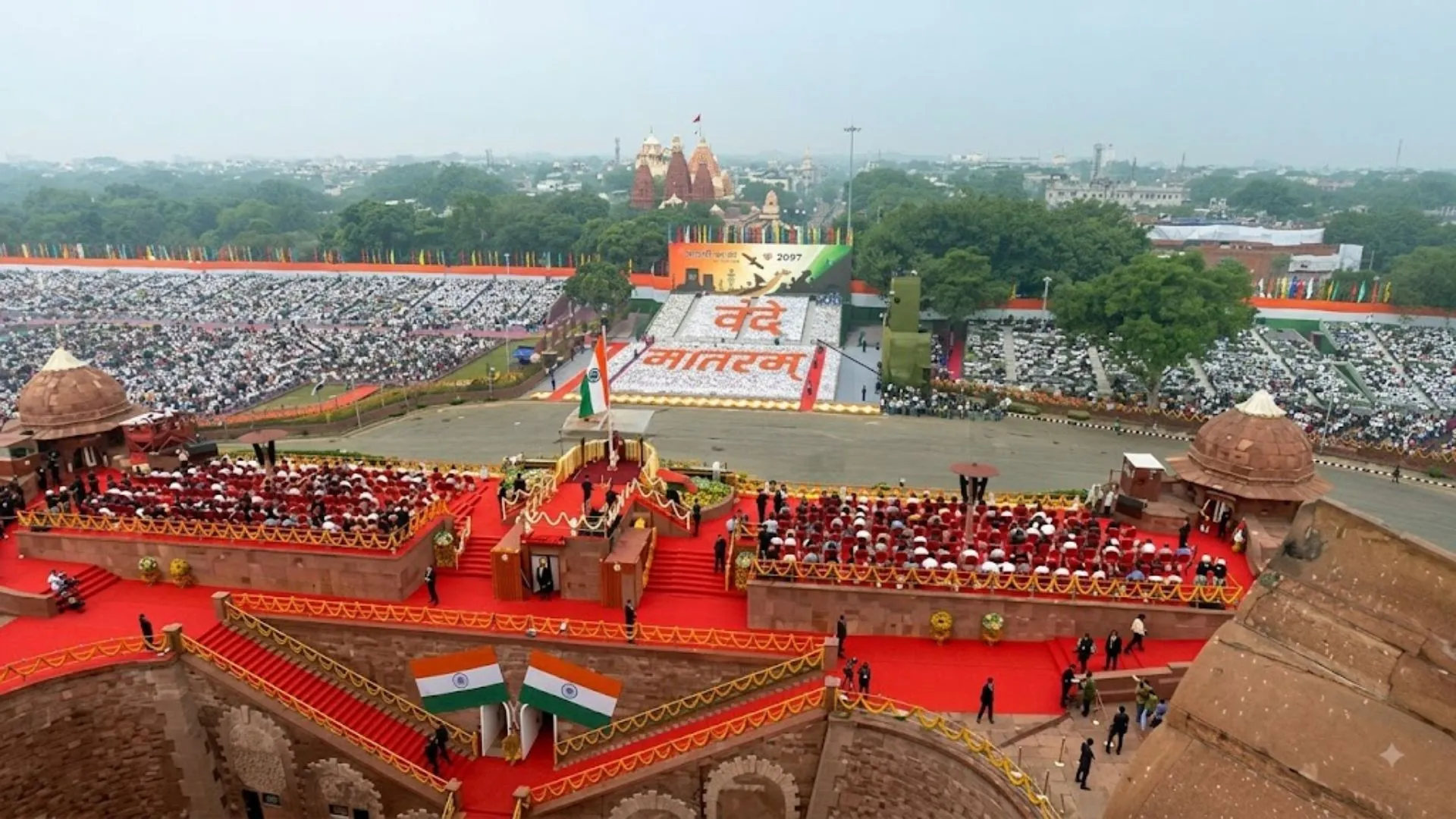 Patriotism at Red Fort on 80th Independence Day
