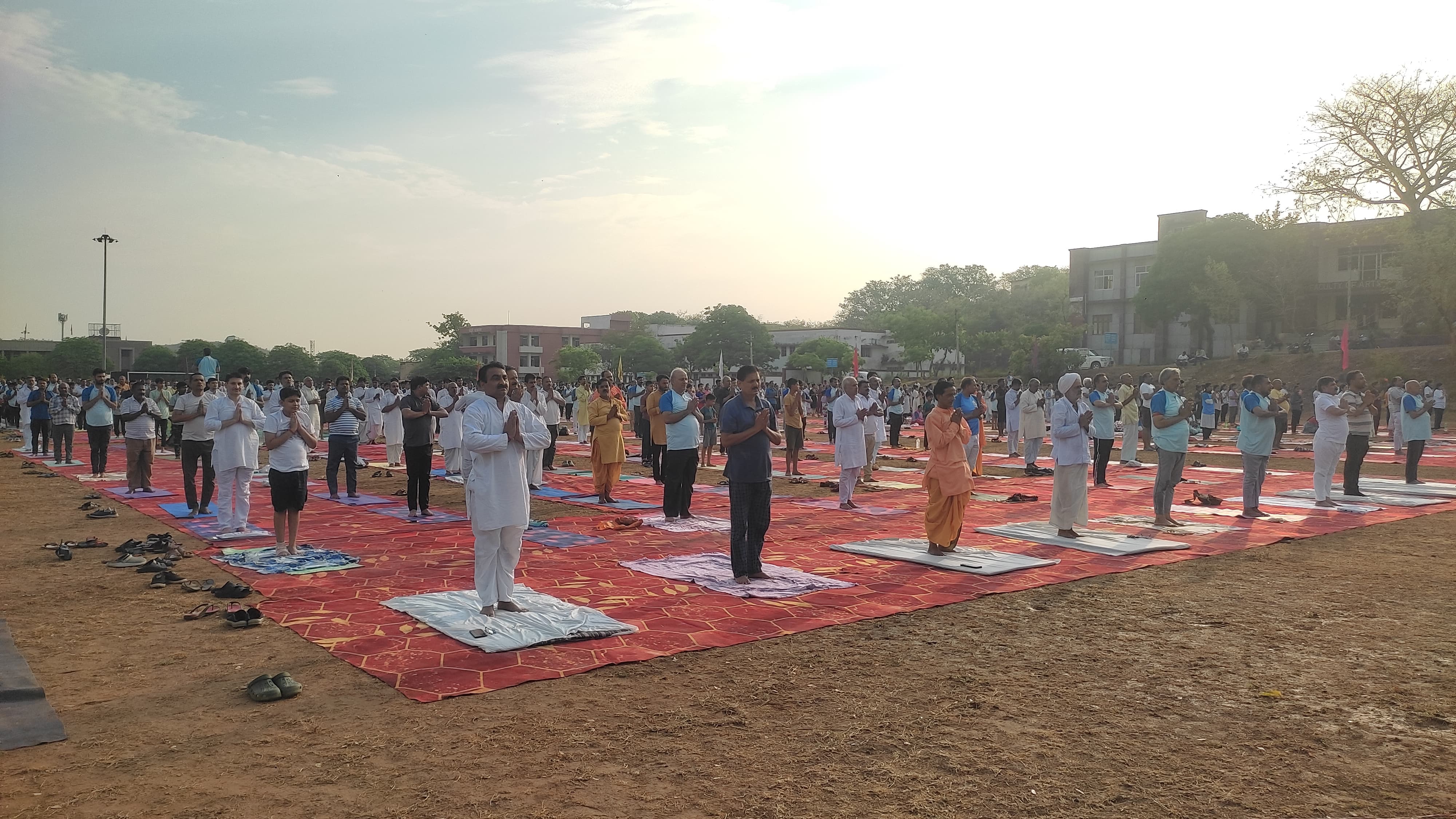 अंतर्राष्ट्रीय योग दिवस पर चित्रकूट में नवाचार