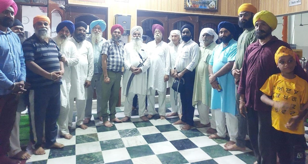 दरबार साहिब अमृतसर व अन्य ऐतिहासिक गुरुद्वारों के दर्शन कर लौटी नूरपुर बिजनौर की संगत