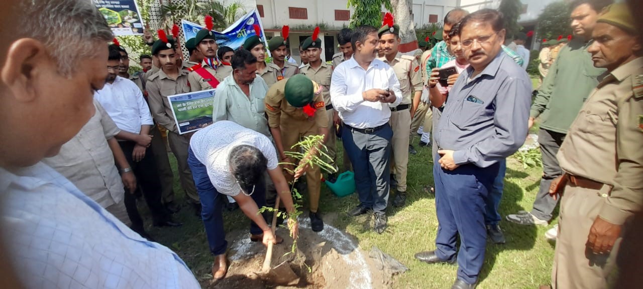मुख्य विकास अधिकारी, आईएएस सुमित महाजन ने कहा