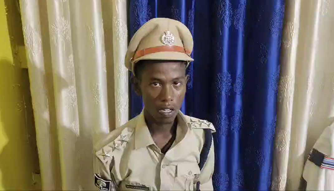 जमुई में 2 लाख में बना फर्जी ट्रेनी आईपीएस अधिकारी गिरफ्तार