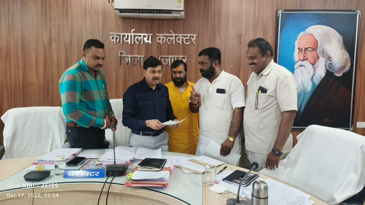 शाजापुर टुकराना से सनकोटा जोड़ तक सड़क के हो रहे खस्ताहाल