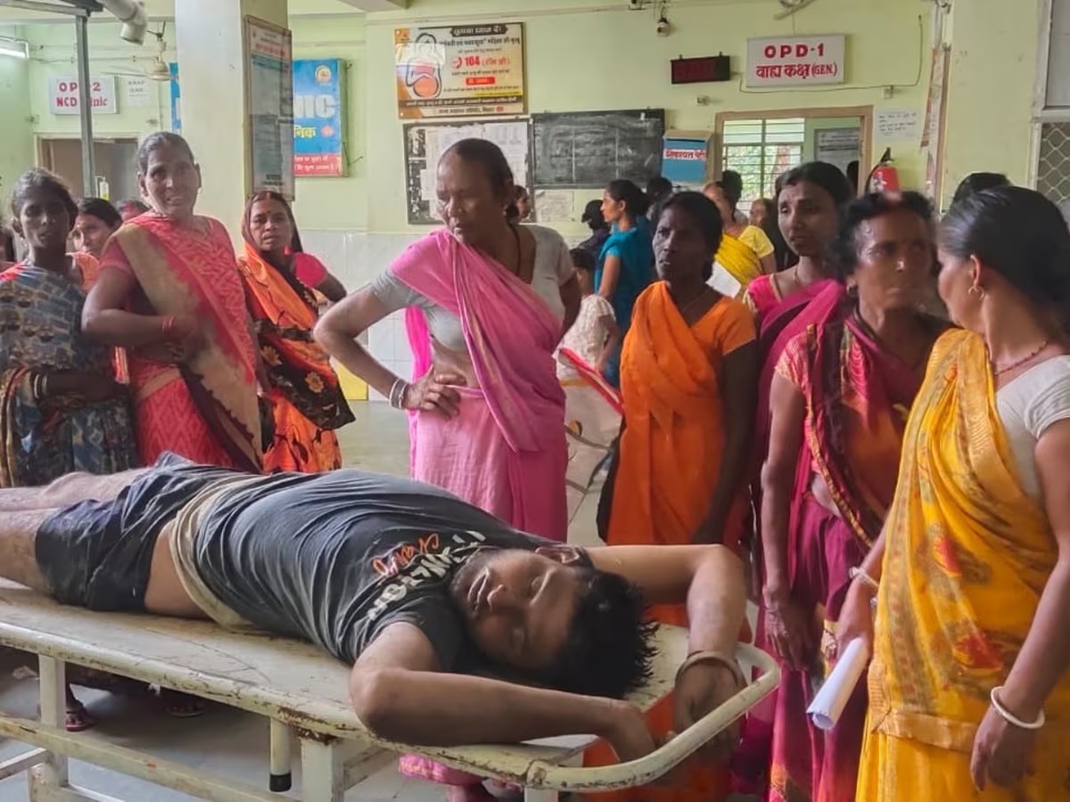 कुएं में सफाई के लिए उतरे तीन युवक की दर्दनाक मौत