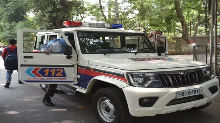 डायल 112  की टीम पर हमला
