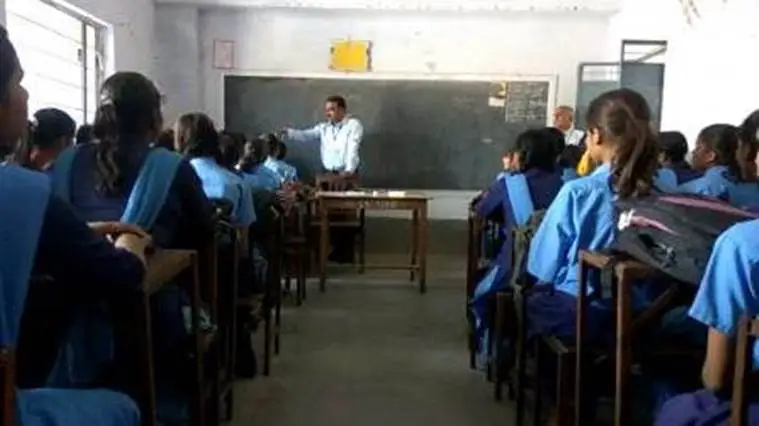 बिहार के सरकारी स्कूलों का टाइम टेबल बदला