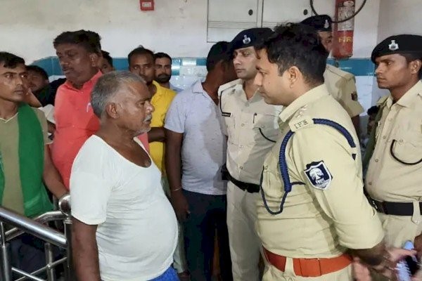 Deputy Mukhiya shot in Ara