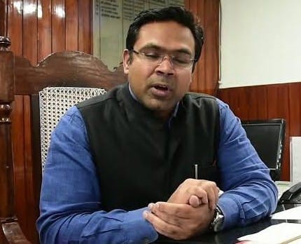 मण्डलायुक्त ने खादी महोत्सव के लिए परिक्षेत्रीय ग्रामोद्योग अधिकारी की सराहना