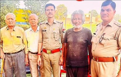 सहारनपुर के देवबंद में सीएमपीडीआई बिलासपुर छत्तीसगढ़ में जनरल मैनेजर संदीप नेगी भटकते हुए देवबंद की खेड़ामुगल पुलिस चौकी पहुंचे, वह पुलिस वालों से बोले भूखा हूं खाना खिला दो और मुझे मेरे घर भिजवा दो