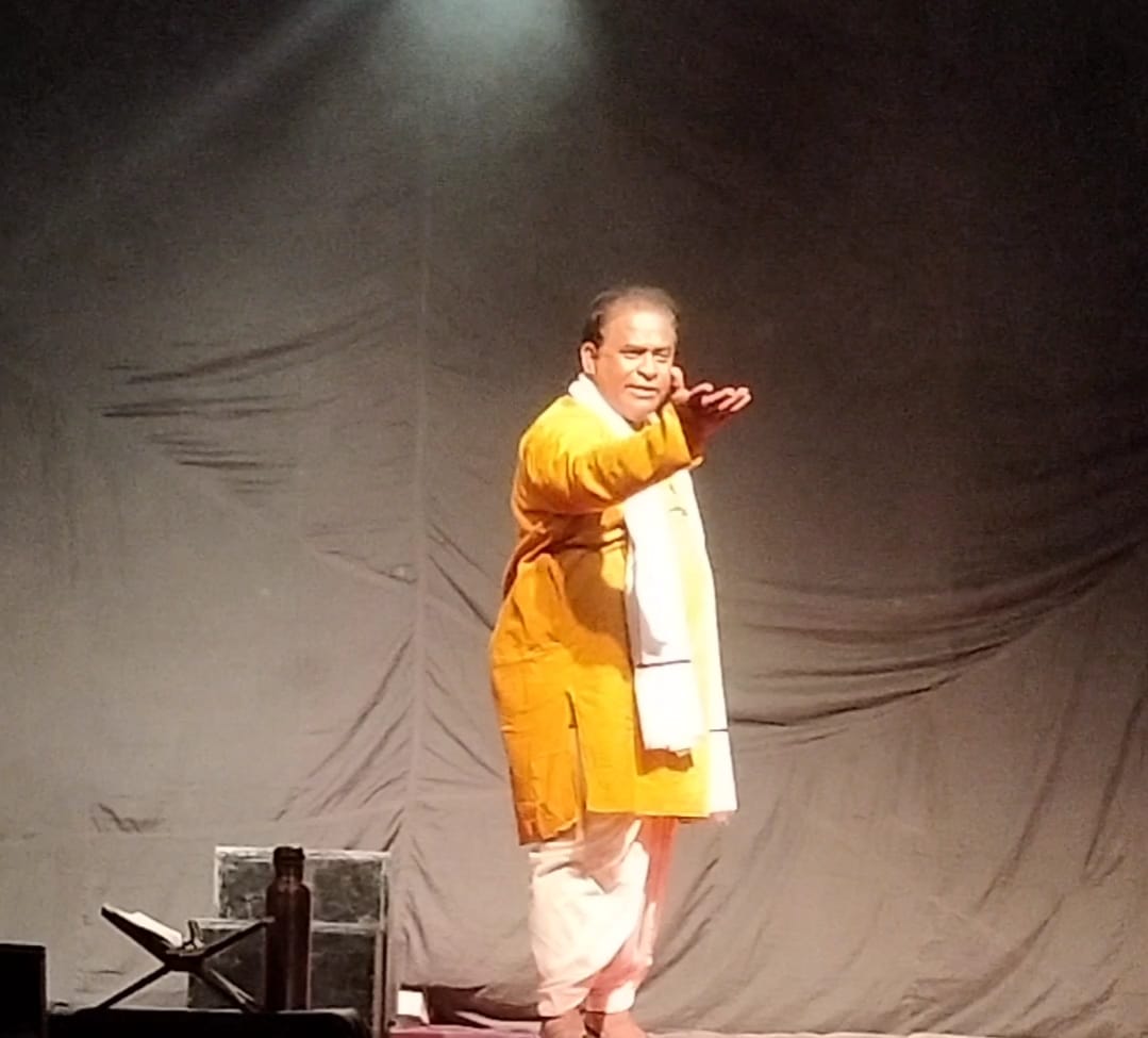 The play "Rashmirathi" depicts untouched aspects of Karna's life