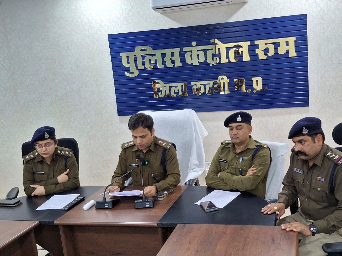 महज चंद घंटो में ही हत्याकाण्ड का पुलिस अधीक्षक ने किया खुलासा 