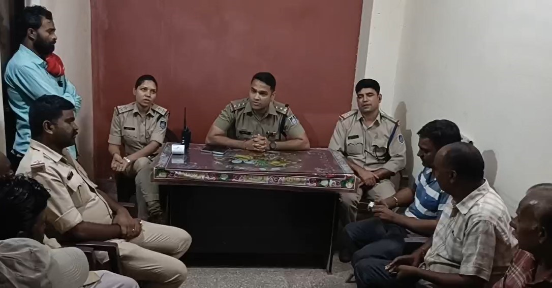 कटनी  में हुई ट्रैफिक थाना प्रभारी की बैठक